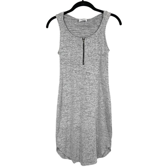 Black Bead Dresses & Skirts - Causual Zip Front Sleeveless Dress with Hood